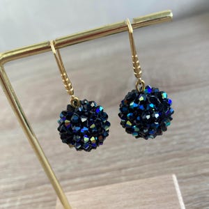 Schwarze Kristallkugel Ohrringe, Glänzende Schwarze Bicone AB Ohrringe, Kleine Dunkle Obsidian Ohrringe, Kristallglas Baumeln Bon Bon Perlen Ohrringe