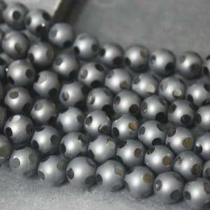 Natural Genuine Matte Black Onyx Football faceted beads,black only Frosted Beads, 15&#39;&#39; Full Strand