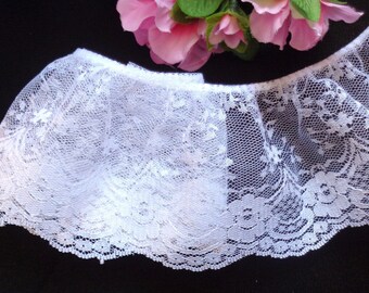 Ruffled Lace, 3+1/2 inch wide white color selling by the yard