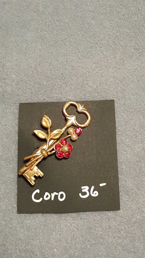 Vintage Coro Brooch Key - image 1