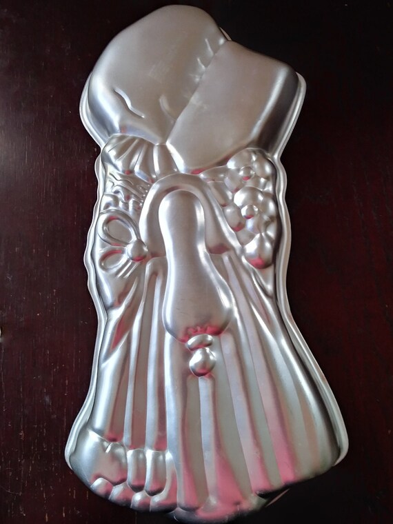 Party Cakes and More Holly Hobbie Cake Pan From Wilton Etsy Canada