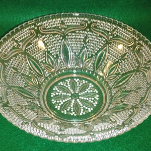 Vintage Federal Glass Bowl in the Heritage Pattern