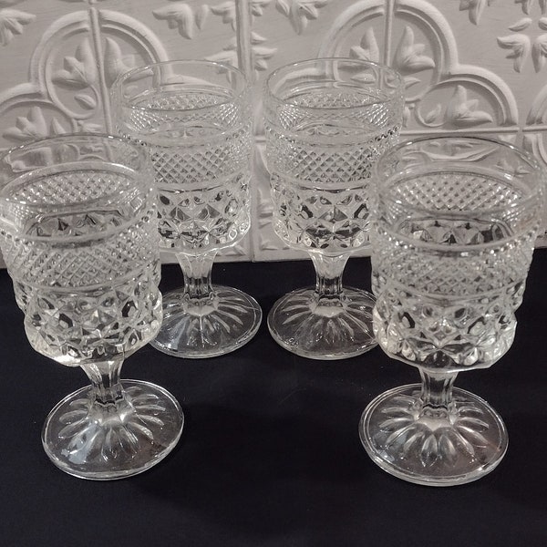 Wexford  by Anchor Hocking Glasses, Four Glasses for Wine or Juice