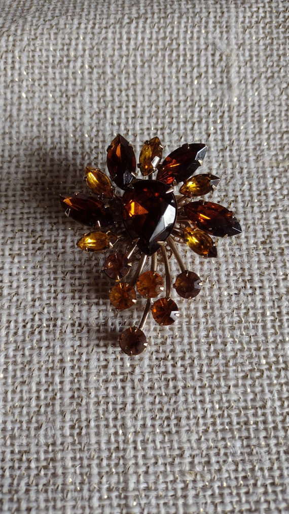 Amber Stone Costume Jewelry 1950s Brooch Vintage