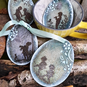 Vintage Easter Egg Ornament: Rustic Wooden Hanging Decoration