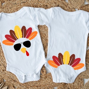 Erste Erntedank-Svg-Dateien für Baby Boy Truthahngesicht mit Brille Cut-Datei Niedlicher Truthahn-Shirt-Svg Dankbares svg Truthahnfedern Sublimation