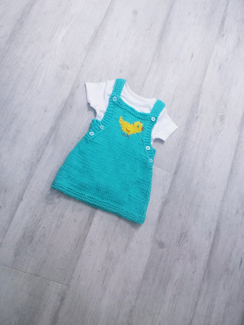 Baby Chick Aran Stickad Pinafore, pdf stickmönster, 0-3 år bild 7
