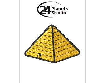 Złota Piramida Żelazo na Łacie od 24PlanetsStudio