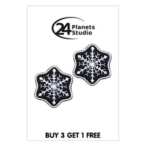 24PlanetsStudioのミニスノーフレークアイロンパッチ2枚