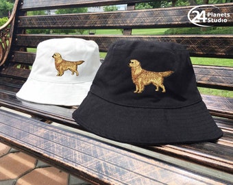 Broderad hinkhatt med golden retrieverhund från 24PlanetsStudio