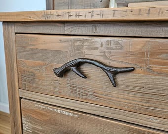 Cast Iron Antler Drawer Pull, Rustic Deer Antler Cabinet Handle, Cabin Decor Harware, Lodge Dresser Knob, Hunter Gift