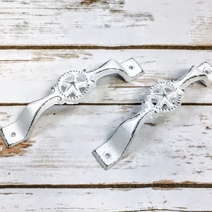 Drawer Pulls Barn Door Kitchen Decor Farmhouse Decor Home Decor Drawer Knobs Rustic Decor Knobs Shabby Chic Vintage Western Texas Star WHITE