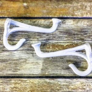 2 coat hooks wall hooks hat hook wall decor wall hook coat hook key holder laundry room decor antique rustic cast iron vintage