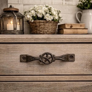 Brown Cast Iron Star Handle 6.25” Long, Rustic Farmhouse Drawer Pull, Western Cabin Cabinet Hardware, Texas Star Handle