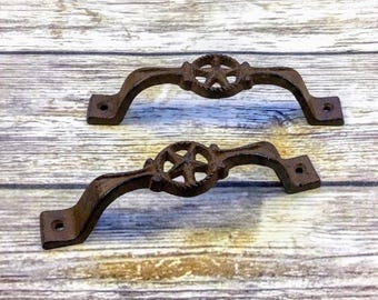 Set of 2 Brown Cast Iron Star Handles 6.25” Long, Rustic Farmhouse Drawer Pulls, Western Cabin Cabinet Hardware