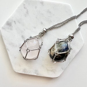 Collier support de gemme en acier titane, collier support de cristal en acier titane, collier support de pierre, support de gemme personnalisé en acier titane
