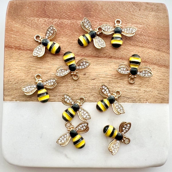 Bulk! 10 pc bumble Bee charm , Bumble bee charm, enamel bee charm, Bulk! 10pc Bee charm