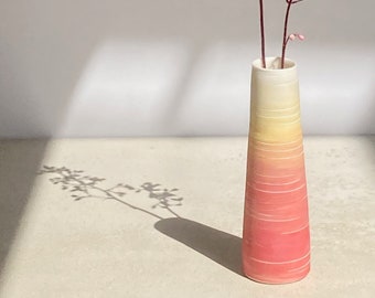 Red Aurora Stem Vase