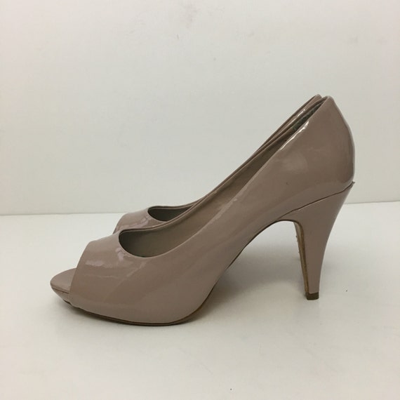 nude pumps canada