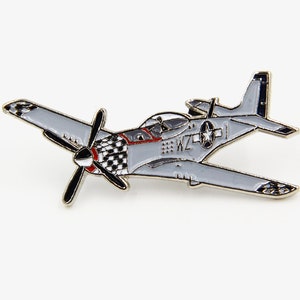 P-51 Mustang Aeroplane Aircraft Pilot Lapel Pin Badge Air Force Plane