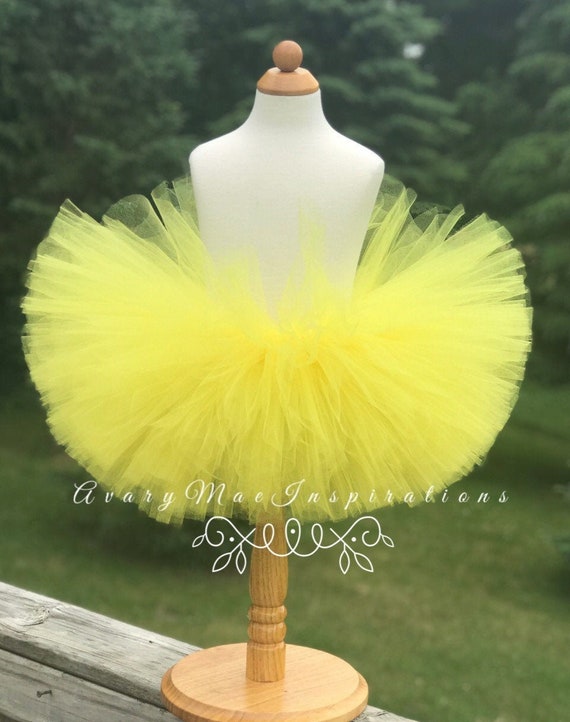 girls yellow tutu