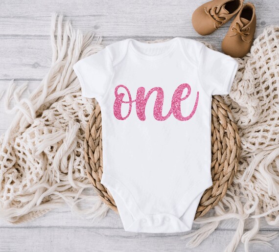 First Birthday Bodysuit, Girls 1st Birthday Shirt, Smash Cake Outfit, Pink One Bodysuit, ONE Glitter Pink Bodysuits, Glitter HTV, Il_570xn