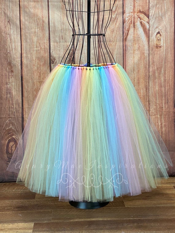 Gonna in maxi tulle arcobaleno pastello, tutu da donna o da