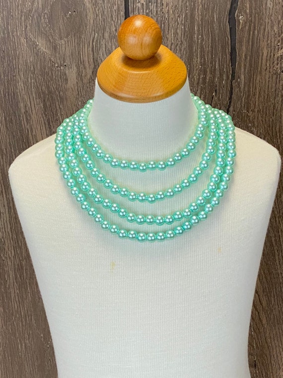 Pearl Baby Necklace, Mint Green Girls Necklace, Sea foam Baby Pearl Necklace, Kids Necklace, Toddler Pearl No Clasp Choker, Photography Prop Il_570xn
