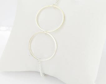 Trendy MINIMALIST double silver circles bracelet