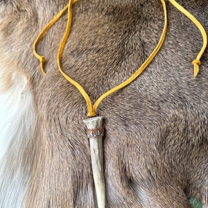 Deer Antler Necklace, Antler Jewelry, Horn Necklace, Western Jewelry, Southwestern Jewelry, Boho Jewelry, Beaded Necklace, Beaded Pendant