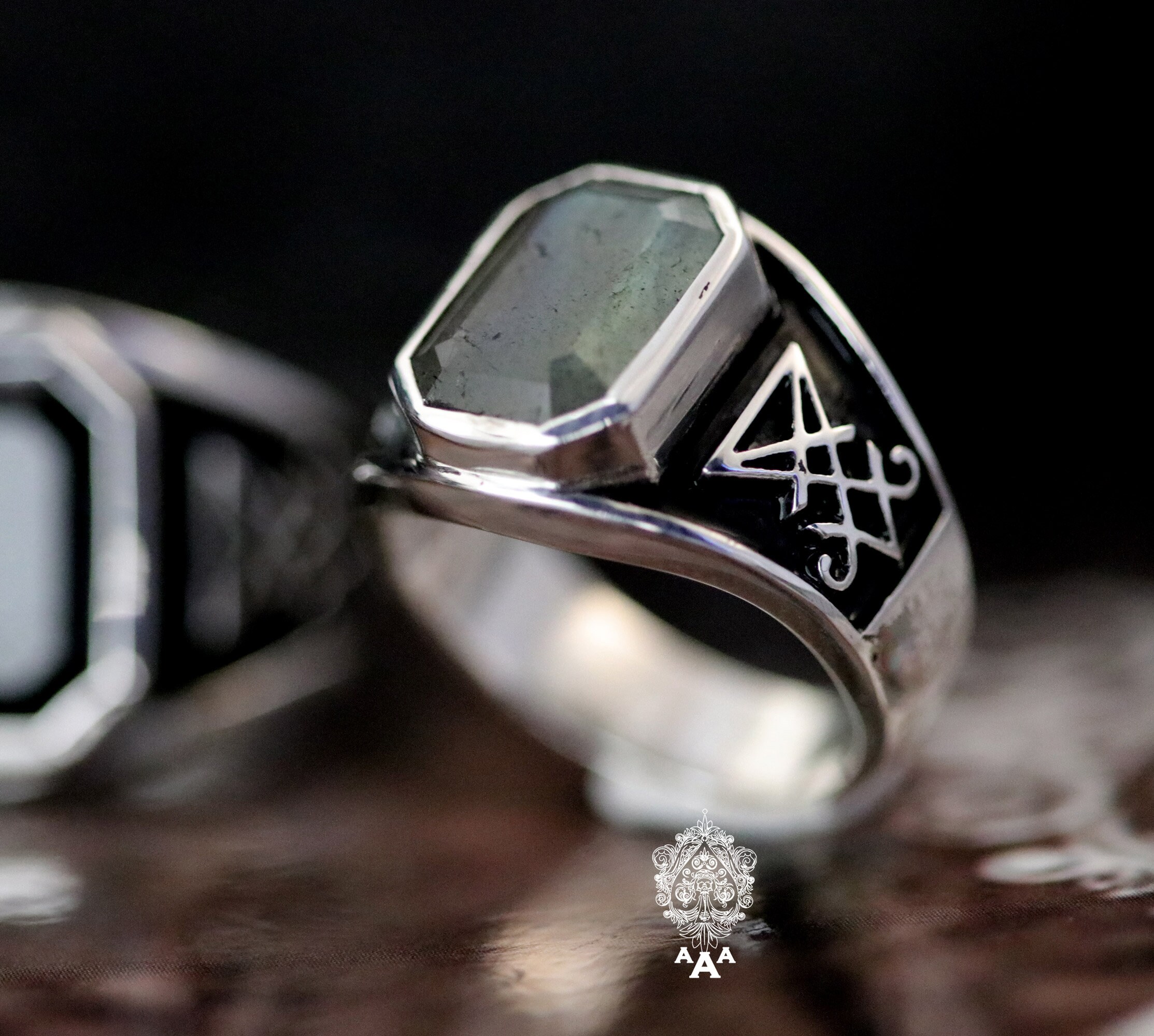 Anillo serie lucifer new arrivals