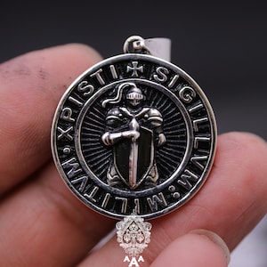 Silver Knight Templar Pendant Silver 925 KOT Knight Templar Round Pendant