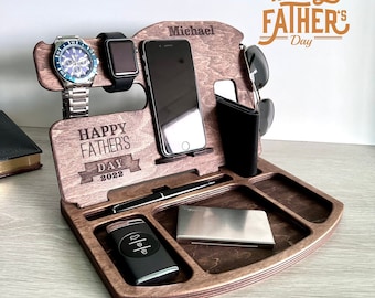 Fathers Day Gift, Gift for Dad, Personalized Docking Station, Mens Birthday Gift, Gift for Men, Gift for Husband, Happy Father's Day 2022