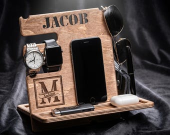 Personalized Wood Docking Station, Mens Valet Organizer, Custom Engraved Nightstand Dock, Dad Husband Birthday Gift, Fathers Day
