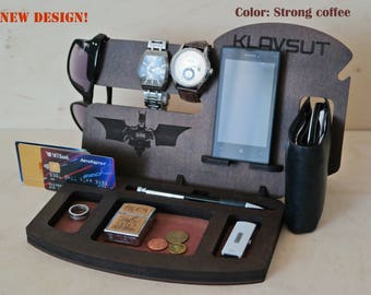 Batman charging station, Batman gifts, batman decal, docking station, customized, Gift Idea, personalized gift, dc comics, batman cowl, men