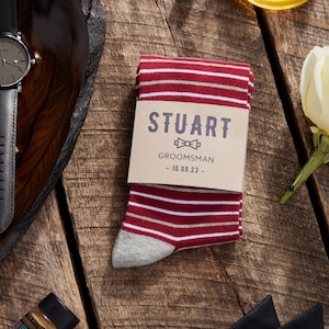 Personalized Burgundy Groomsmen Socks, Burgundy Striped Socks for Wedding Party, Wedding Socks for Groomsman Best Man, Groomsmen Gift Idea