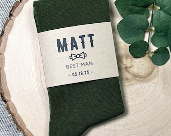 Chaussettes personnalisées Hunter Green Groomsmen avec étiquettes de chaussettes personnalisées, chaussettes de mariage Solid Hunter Green, chaussettes habillées vert forêt taille 8-13