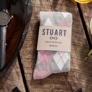 Personalized Dusty Rose Argyle Groomsmen Socks with Custom Sock Labels, Mauve Wedding Socks Groomsmen Gift, Men&#39;s Dress Socks Sized 8-13