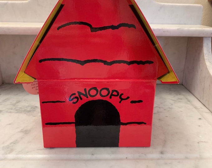 Hallmarks Snoopy Dog House Gift Box Etsy