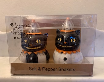 A Johanna Design Halloween Cat Salt and Pepper Shakers