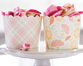 Pastel Floral and Plaid Baking Cups