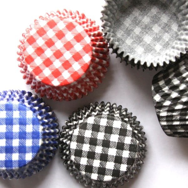 Gingham Cupcake Wrappers