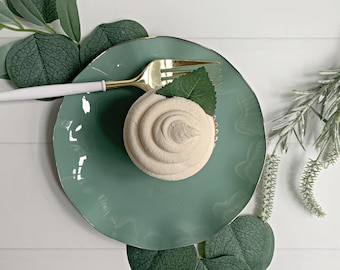 Sage Plastic Dessert Plate - 6 inch