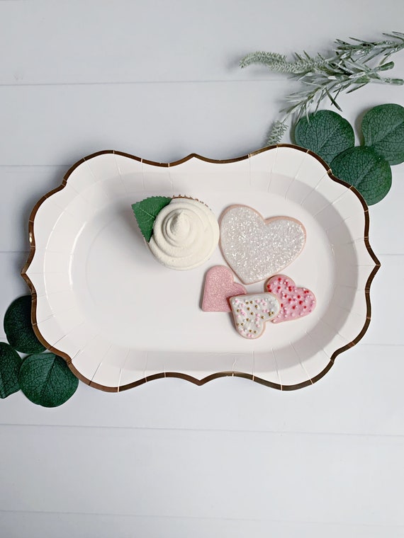 White Scalloped Serving Trays - Set of 4 Il_570xn