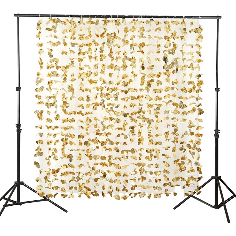 This 'Gold Flower Curtain' will have everyone in the party spirit. Guests will love using this as a backdrop to their photos - memories to treasure forever. The perfect photo booth background!