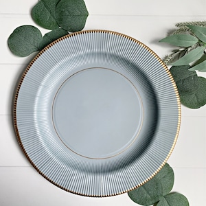 Platos de cena en azul polvoriento con dorado - Papel
