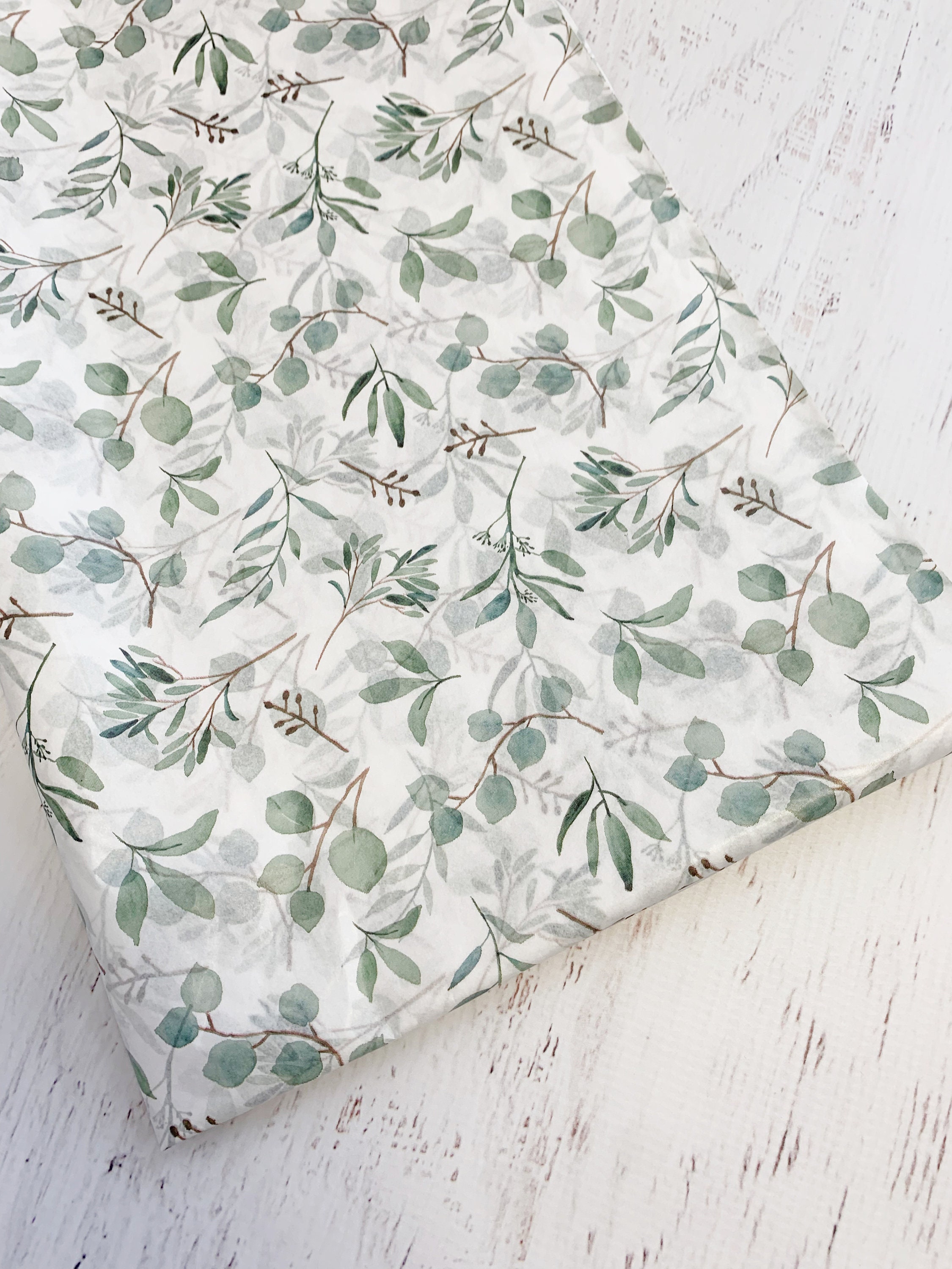 25 Pack White Sage Green Floral Print Paper Favor Boxes, Cardstock Par