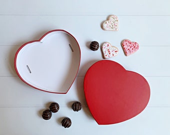 Red Heart Candy Box