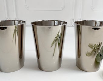 Silver Julep Cups: Set of 12 Plastic Derby Party Cocktail Cups