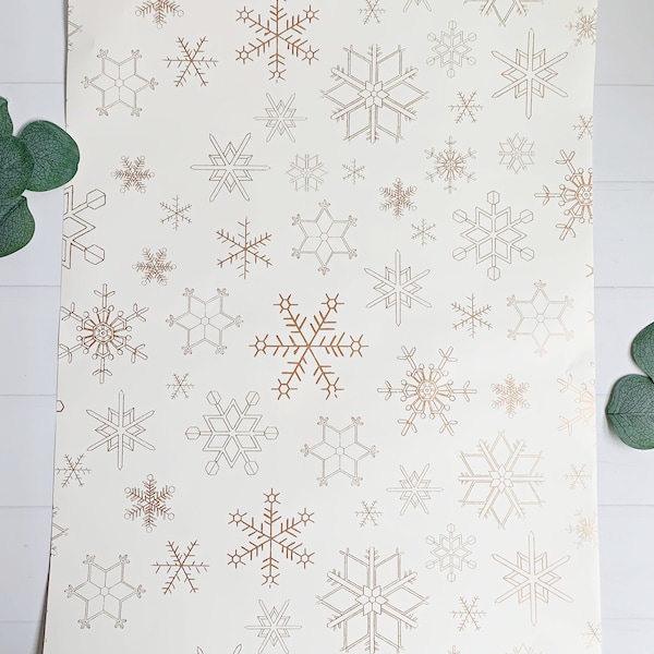 Golden Snowflake Table Runner